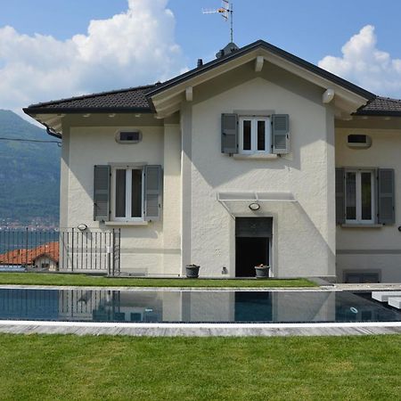Lescen White Residence - Lake View 勒泽诺 外观 照片