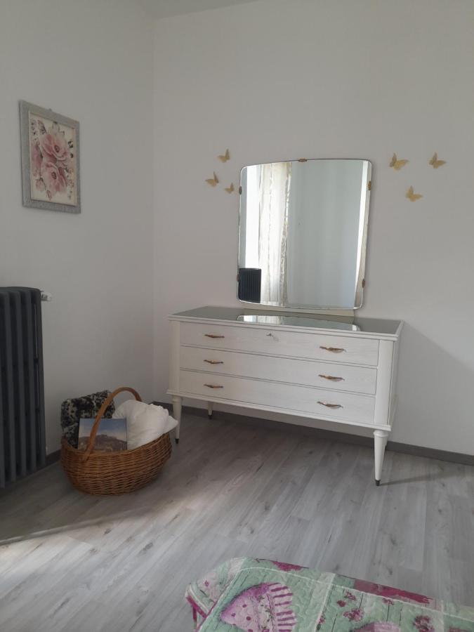 Lescen White Residence - Lake View 勒泽诺 外观 照片