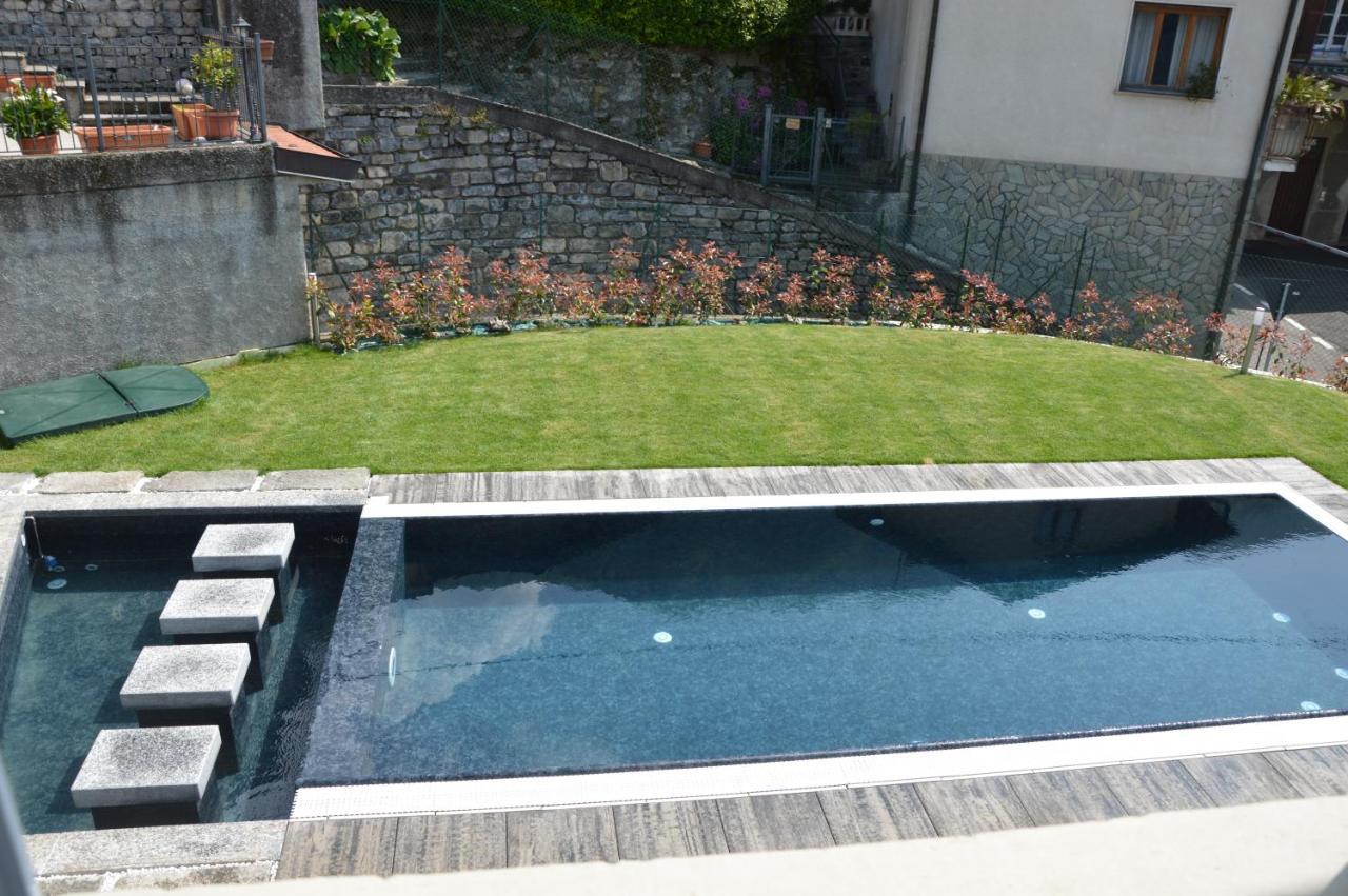Lescen White Residence - Lake View 勒泽诺 外观 照片