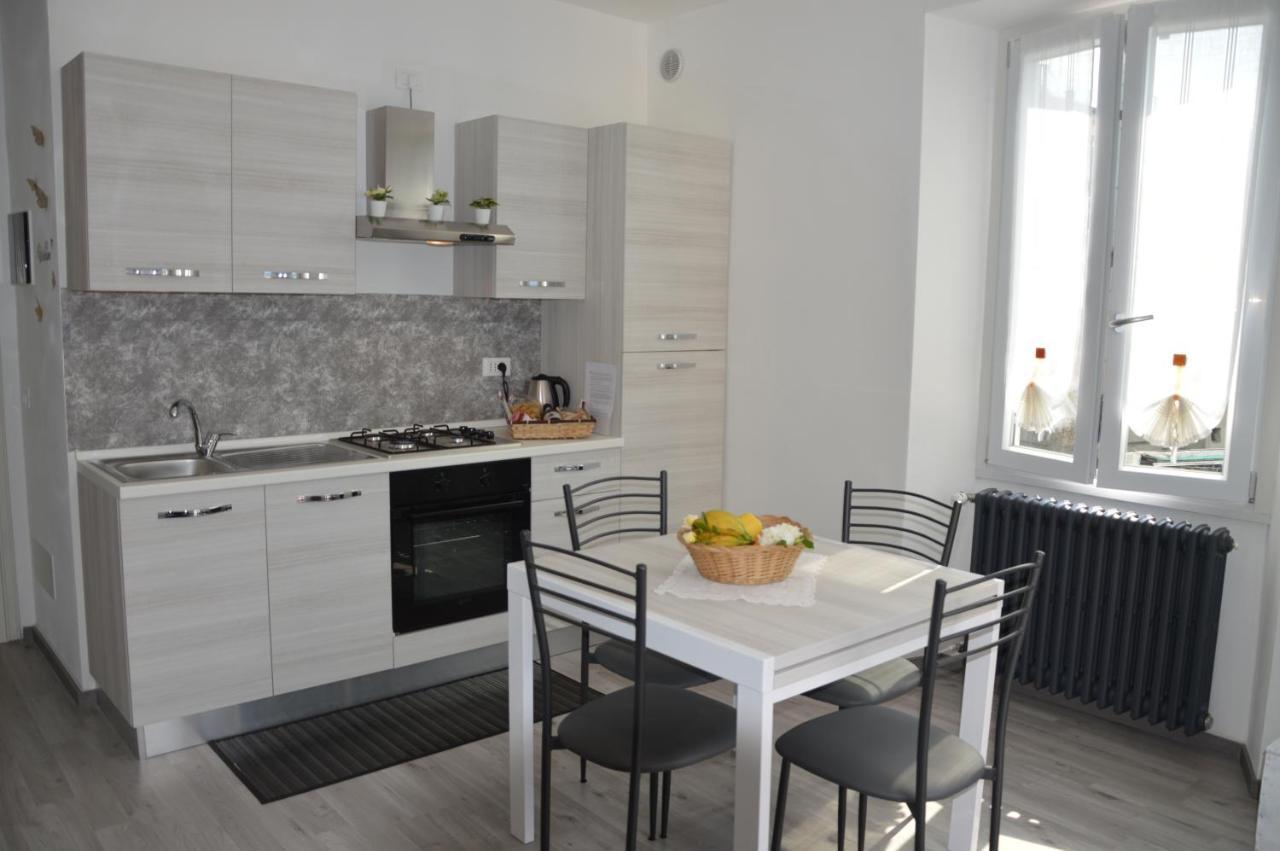 Lescen White Residence - Lake View 勒泽诺 外观 照片